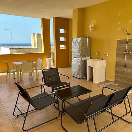 Sea Views Apartment Gallipoli