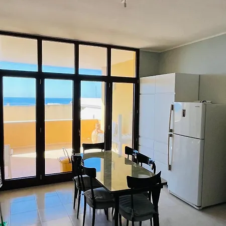 Sea Views غالّيبولي
